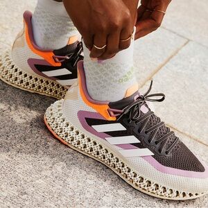 DISCONTINUED COLORWAY! Adidas 4D Futurecraft shoes, Size US9